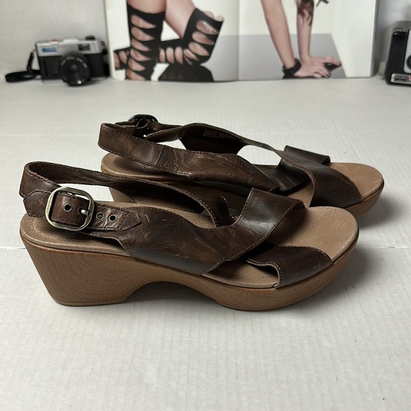 Dansko leather platform sandals - Picture 2 of 6